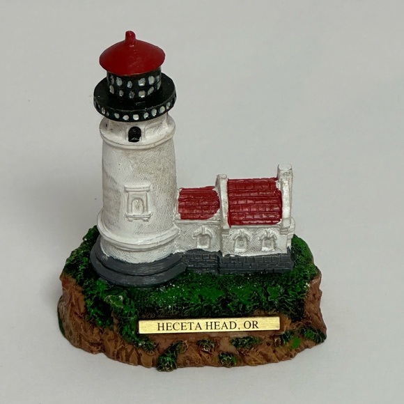 Heceta Head Oregon Lighthouse Figurine Collectible 3 in Tall - Picture 1 of 8